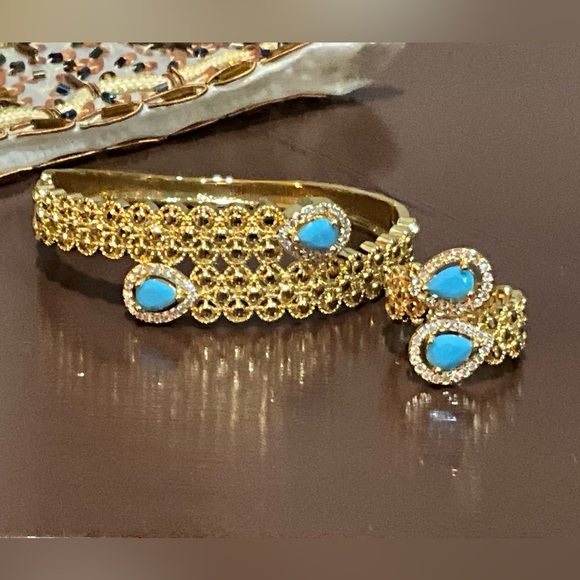 Gold Bracelet & Ring Set Turquoise Teardrop Stones Traditional Statement Jewelry - Picture 6 of 7